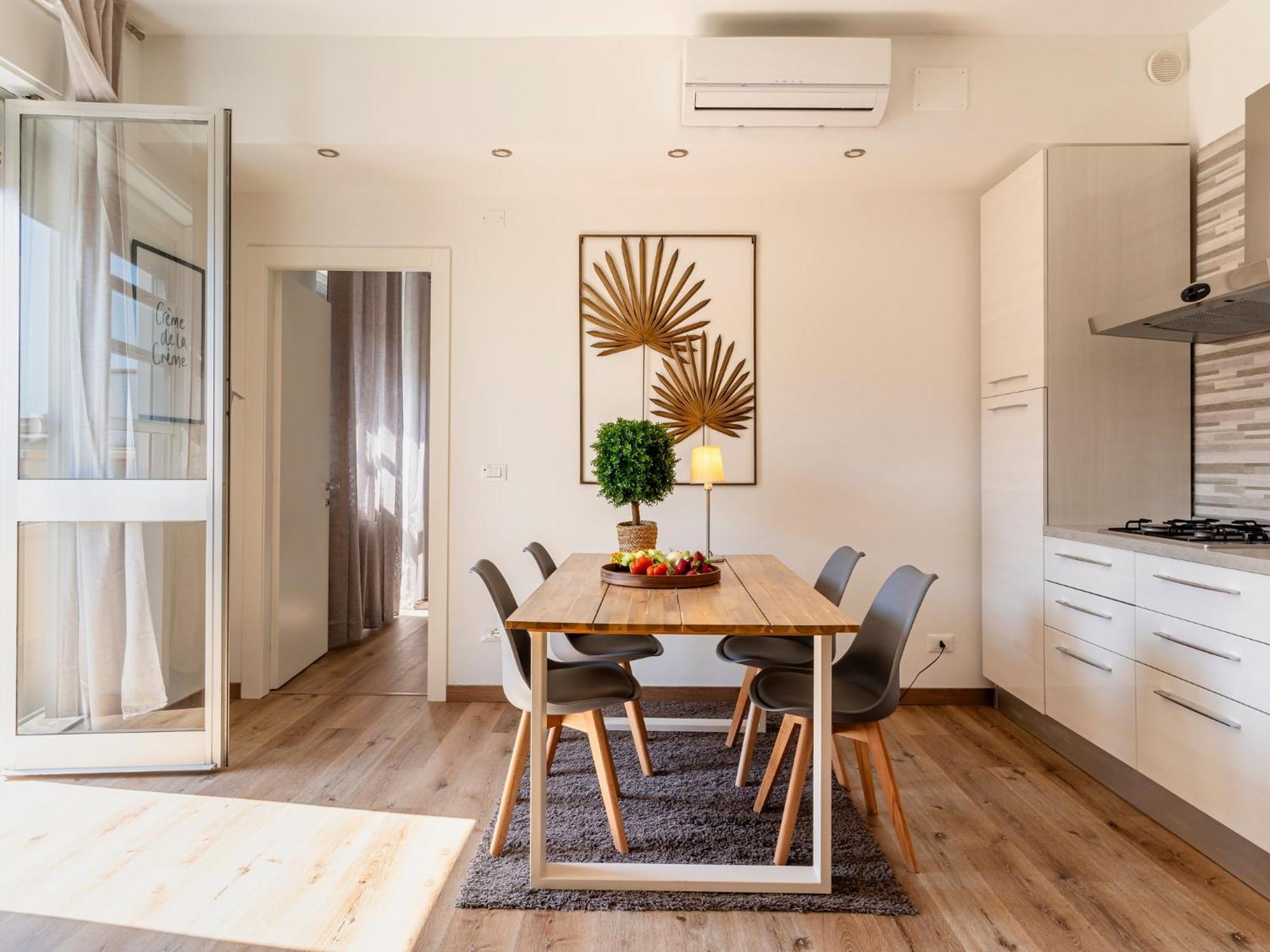 Livorno Central And Modern 2 Apts & 1 Room! Exterior photo