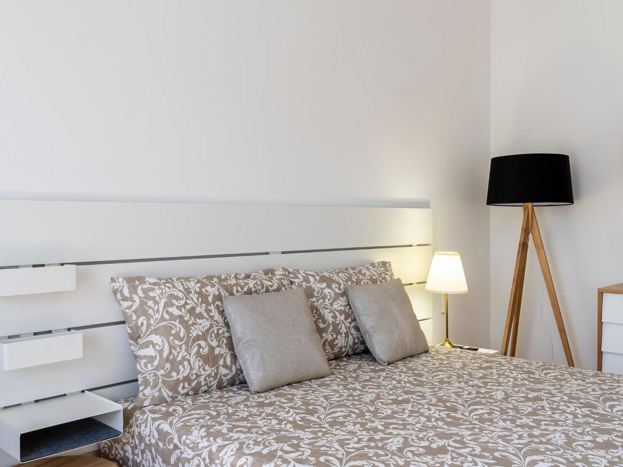 Livorno Central And Modern 2 Apts & 1 Room! Exterior photo